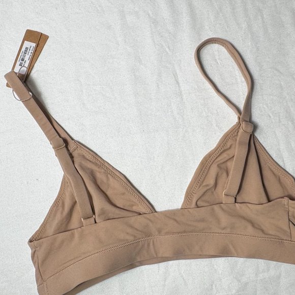 SKIMS - Fits Everybody Triangle Bralette | Size: X-SMALL | Color: CLAY | NWT/NEW - Picture 8 of 9